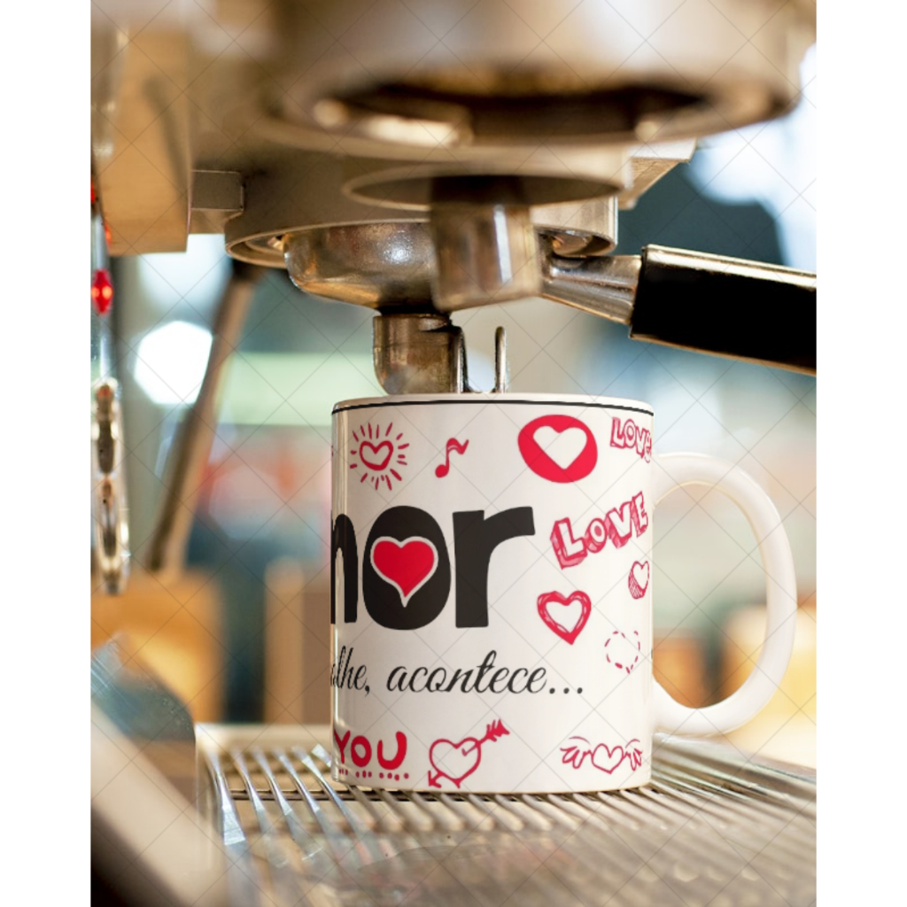 Caneca "Amor Não se Escolhe Acontece" presente criativo Namorados
