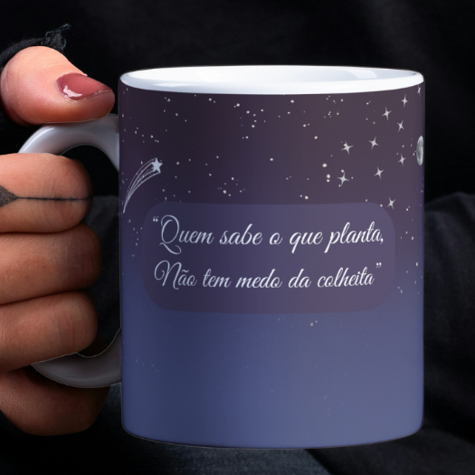 Caneca Groot "Quem Sabe o que Planta não tem Medo da Colheita" 300ml